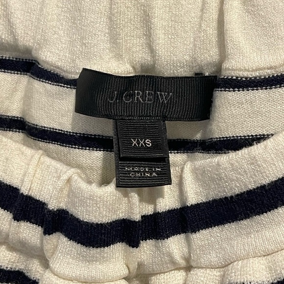 J Crew Off The Shoulder Ruffle Striped Knit Sweater, Sleeveless Black/White, XXS - Picture 5 of 11